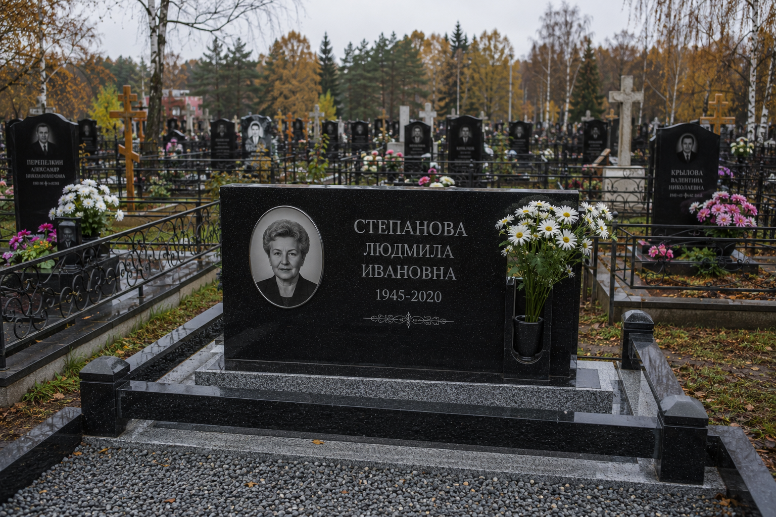 Горизонтальный гранитный памятник в Коломне